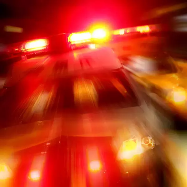 茶髪ロングヘア&黒のミニスカ姿で女性大浴場に侵入…“女装マッチョ男”の欲張りな犯行動機