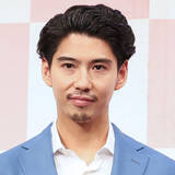「俳優プロデューサーが花盛りの理由 賀来賢人は最新作PRでテレビに出まくり（桧山珠美／コラムニスト）」の画像1