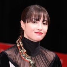 広瀬すず「照明さん」失言から10年後の“スタッフいじり”が物議…ファン待望の山崎賢人との復縁説と好感度