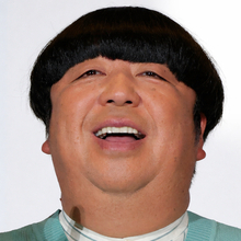 バナナマン設楽統が生み出す「絶対的な安心感」 若手時代から変わらぬ周囲を包み込む圧倒的なトーク力（鈴木旭／お笑い研究家）