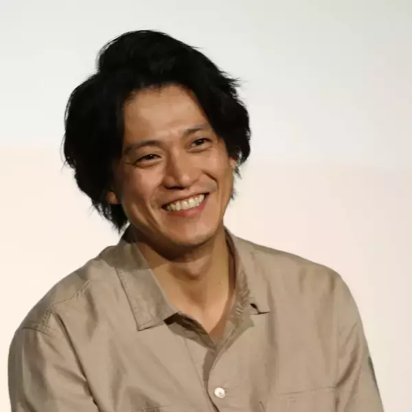 《主人公が脇役みたい》の声も…「豊臣兄弟！」小栗旬“信長”のアドリブに賛否 大河ドラマに史実はどこまで求められる？
