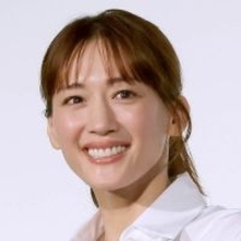 綾瀬はるか「NHK紅白司会」でSixTONESファンの恨み節…ジェシーとの結婚はどうなる？