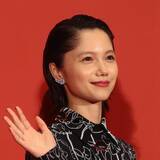 「宮﨑あおい“プチ炎上”もどこ吹く風！「40代でも可憐」を13年ぶり民放連ドラで見せつけた無敵ぶり」の画像1