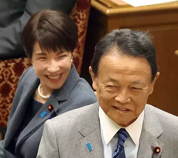 高市首相の「内閣改造」は留任だらけでドッチラケ…鈴木幹事長更迭も断念で事実上の“麻生内閣”