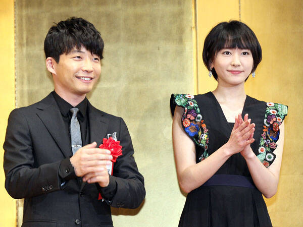 星野源 新垣結衣の結婚後初共演は年末か Nhk紅白で プチ 新婚さんいらっしゃい プラン 21年9月19日 エキサイトニュース