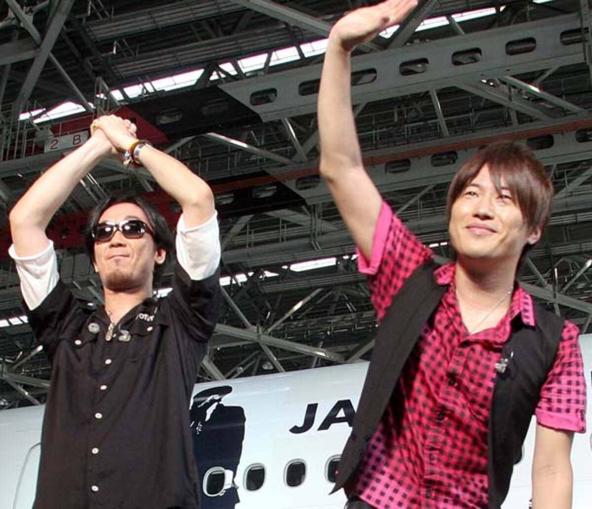 コブクロ 大阪万博のテーマ曲 抜擢報道に批判殺到 純愛ソングを歌う男性歌手の女癖 21年12月4日 エキサイトニュース