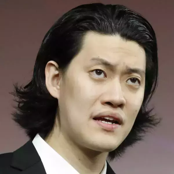 「狂気と愛嬌」を併せ持つ男 霜降り明星・粗品が歩む新たな王道【今週グサッときた名言珍言】