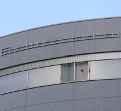 堂本光一の結婚報道で鮮明に…スポーツ紙と旧ジャニーズの“ベッタリ”ぶり