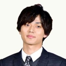 永瀬廉の「結婚式に黒ネクタイ」でマナー論争勃発！ “特別な関係”のディオールにも飛び火