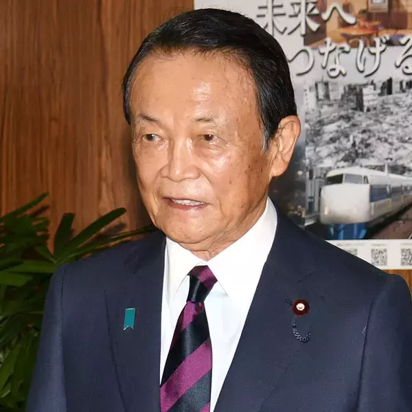「麻生副総裁への飛び火を防ぐため？ 福岡県議会の議長ポスト金銭授受疑惑に自民党本部の後手」の画像