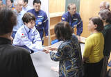 「高市首相の早過ぎた「熊本訪問」の背景…震災から1週間たたず“視察強行”に批判殺到の案の定」の画像1