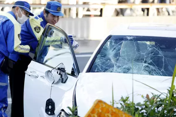足立区の自動車暴走事故は容疑者が「匿名」のままで物議…氏名が明らかになる可能性は？