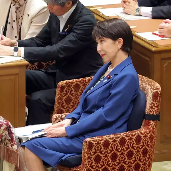 「高市首相2カ月ぶり党首討論「嘘と居直り」のデタラメ60分…国民民主に猫なで声、公明には高圧」の画像