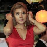 「実は「ヴィーガン」じゃないローラ、これまでとは別のファン層開拓なるか？ 「肉食解禁宣言」に見る新たな“票田”獲得の可能性」の画像1