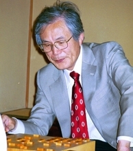 萩本欽一（16）「つらいはつらいの向こうにある」棋士・米長邦雄さんが私にしてくれた粋な話【増田俊也 口述クロニクル「茶の間を変えたコメディアン 欽ちゃんのぜ～んぶ話しちゃう！」】