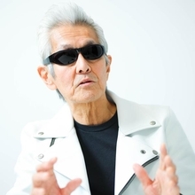 横浜銀蝿Johnnyさん「キャロル『ファンキー・モンキー・ベイビー』のイントロと革ジャンを着て歌う姿にシビれた！」【私の人生を変えた一曲】