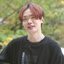 作曲家・ギタリスト堤博明さん 14歳でギターのプロになると決意して最初に弾いたGLAYの2曲