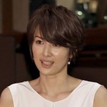 吉瀬美智子“庶民派アピール”の真実味…トーク番組で彼氏募集中明かす「立ち飲みでも全然OK」