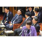 「高市首相パワハラ国会の一部始終 赤沢経産相に「ワタクシに恥をかかせるな」…“閣僚イジメ”にSNSで批判噴出」の画像1