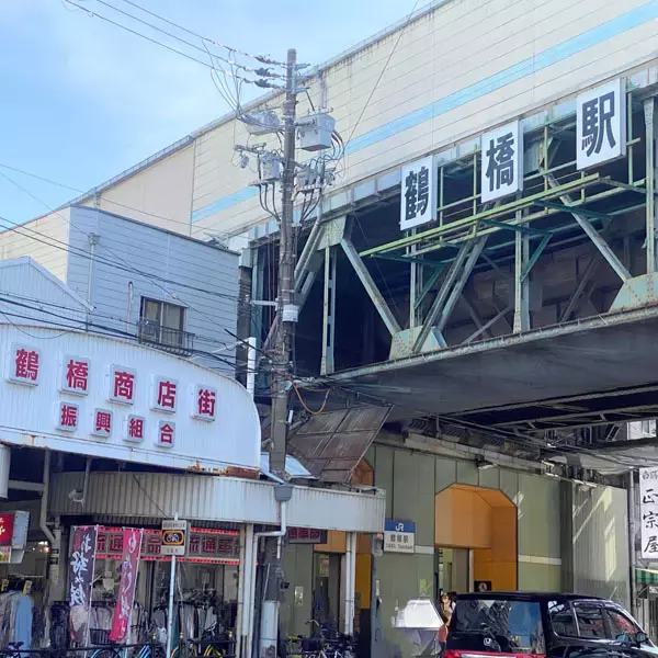大阪「鶴橋パチモン通り」偽ブランド商売の呆れた実態…府警が捜査員67人動員で販売店摘発