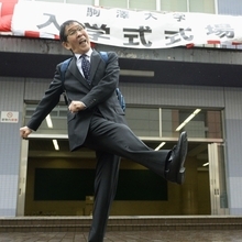 萩本欽一〈48〉73歳で駒沢大学に入学、就活に悩む同級生にした「木彫り名人」の話【増田俊也 口述クロニクル「茶の間を変えたコメディアン 欽ちゃんのぜ～んぶ話しちゃう！」】