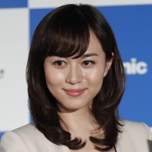 米倉涼子の地上波復帰に賛否…エジプト旅に同行した“優等生女優”比嘉愛未が明かしていた「反抗期」