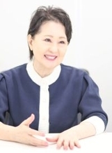 歌手・畑中葉子さんが故郷・八丈島の台風被害と復興支援ミニライブを語った