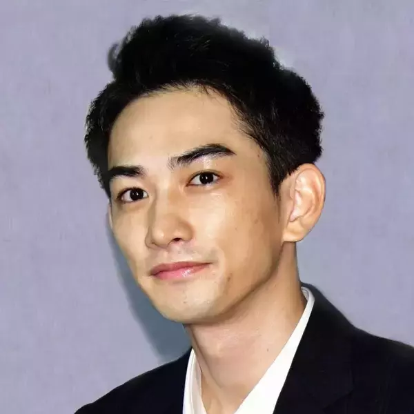 “金髪”町田啓太「タツキ先生」にチラつく限界…日テレ土9得意の“学校ドラマ”も第2話で急落