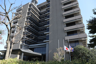 押し入れの襖を開けたら足が…30代女性住人が自宅で鉢合わせた侵入男は親族、熊本市職員だった