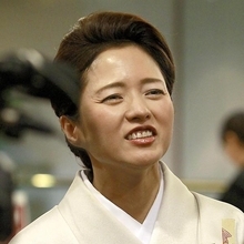 三田寛子“発信型”梨園の妻の今後…アイドルから転身する元「乃木坂46」能條愛未との嫁姑関係は？