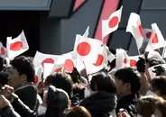 高市首相「肝いり」でも立法事実やはり乏しく…自民党PTで配られた「国旗損壊」のトホホ事例集