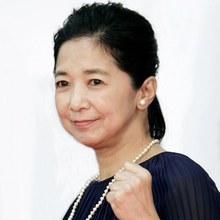 宮崎美子「介護スナック ベルサイユ」は見ているうちに、自分なら誰と会いたいかを考えさせられる（碓井広義／メディア文化評論家）