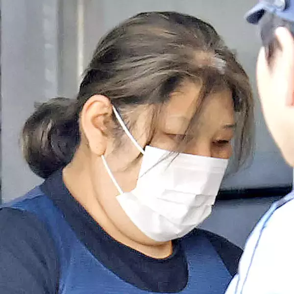 「ホラ、早くしろ！」と命令、同居女性の唇を自ら縫合させた中年女の残虐手口…強要容疑で再逮捕