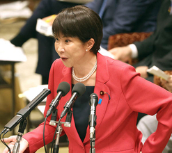 10.5召集「消費減税国会」へ狭まる高市包囲網 …デタラメ人気取りに自民応援団もカンカン