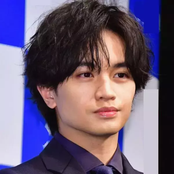 元セクゾ中島健人の「新戦略」 岡村靖幸や渡辺直美…大物コラボから見える“話題作り”以上の意図