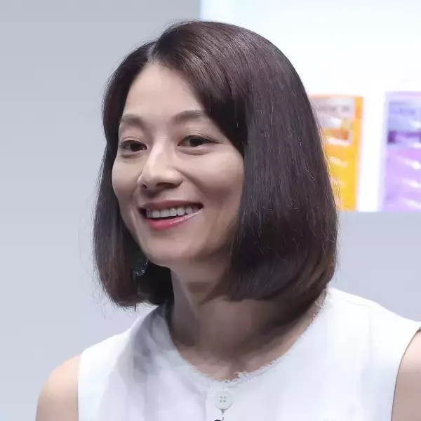 小池栄子に託されたフジ火9枠の命運…主演ドラマ「さよならノワール」は“2匹目のドジョウ”となるか