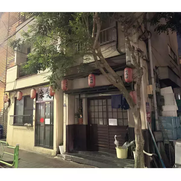 豊洲市場で盗んだマグロのカマを焼いて客に提供…東京湾岸エリア人気居酒屋女将の“商魂”