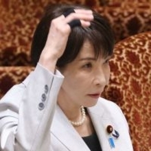 高市政権が公約「消費税ゼロ」断念へ秒読み…党や政府内で「誰が口火を切るか」のチキンレース勃発