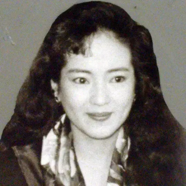 五十嵐淳子さん逝去 夫・中村雅俊と「おしどり夫婦」の原点だった“デキ婚”と“銀座時代”