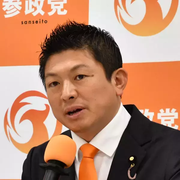 参政党の国保逃れ市議が「政治資金パーティーフェス」で披露した激ヤバ漫才の一部始終