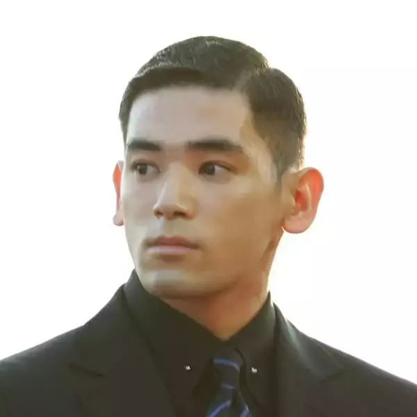 本木雅弘の長男UTAがNetflixで俳優デビューも…“ガス人間”役への大抜擢は「また2世」か「実力」か