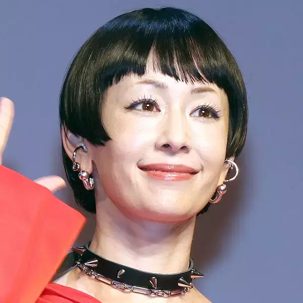 木村カエラ41歳“可愛すぎるママ”の現在地 緑色のショートヘアで7年ぶりサマソニ出演