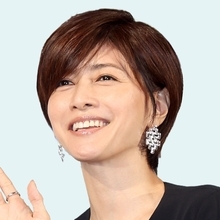 内田有紀×寺西拓人“年の差ラブ”はサッカーを超えられるか…この夏続々“オトナ女子恋愛ドラマ”の狙い