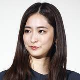 「TBS田村真子アナ“結婚ロス”拡大で地殻変動も　2026年「好きな女性アナ」1位のダークホースは24歳の“朝の顔”」の画像1