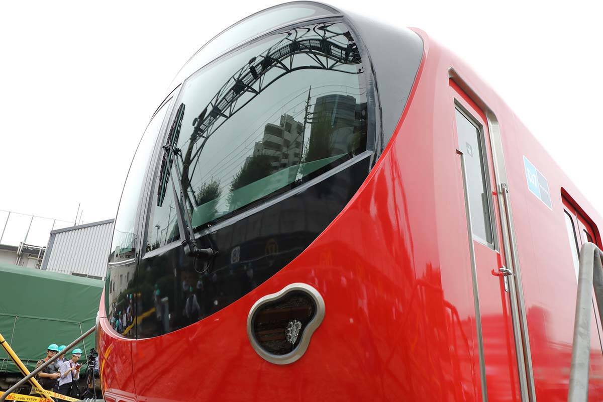 電車が四角顔から丸顔へ変貌中!?—東西の新車に見る最新の「鉄道車両デザイン考」