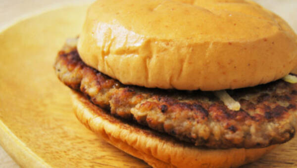 コクのあるソースが絶品 国産肉を100 使用したモスバーガーの大人気シリーズ とびきりハンバーグサンド 和風ソース 18年12月5日 エキサイトニュース