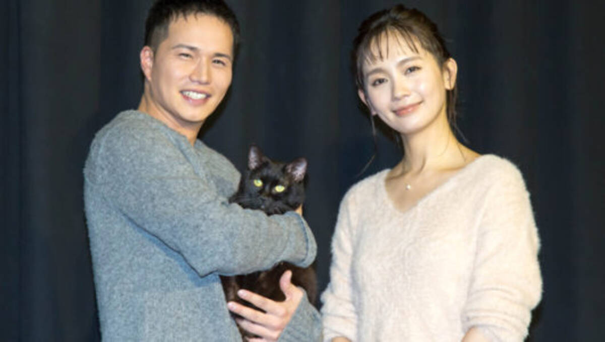 市原隼人 共演猫を甘やかしまくり 自分で見てても恥ずかしかった 捨て猫に拾われた男 2 23放送 19年2月10日 エキサイトニュース