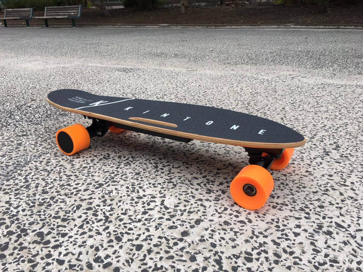 漕がずに進める 次世代スケボー Kintone Ez Skateboard 試乗レビュー 19年3月5日 エキサイトニュース