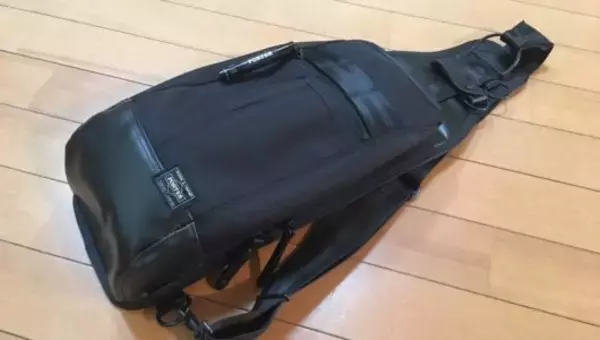 マグライトが付属! コンパクトで男気溢れるPORTER / HEATの「SLING 