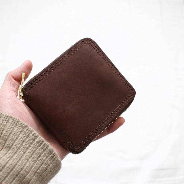 ポケットにすっぽり収まる 大人デザイン の二つ折り財布3品 19年6月17日 エキサイトニュース